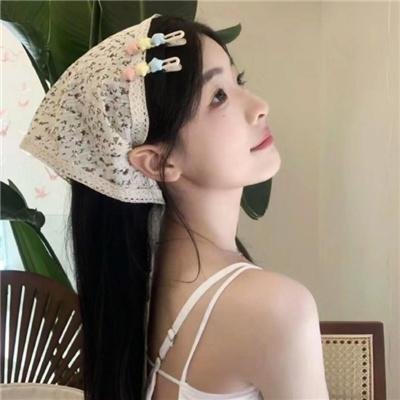 在凡妲的小房间里