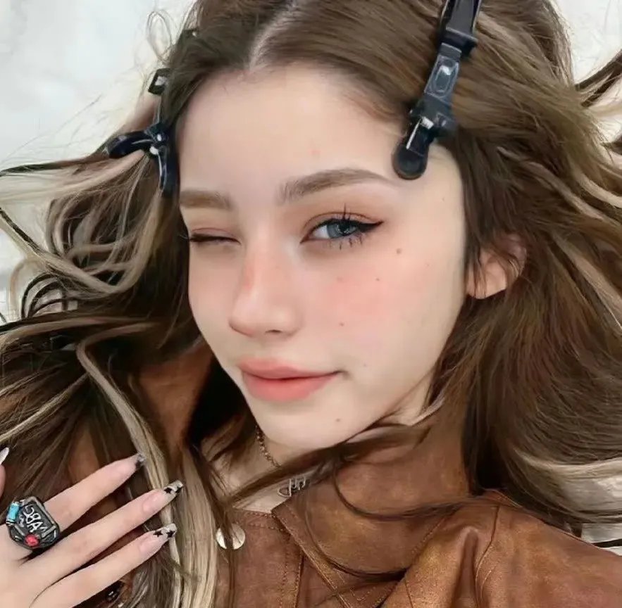 小鬼三个爸